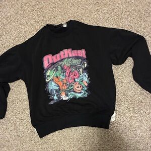 HM Outkast Aliens Graphic Crewneck Sweatshirt